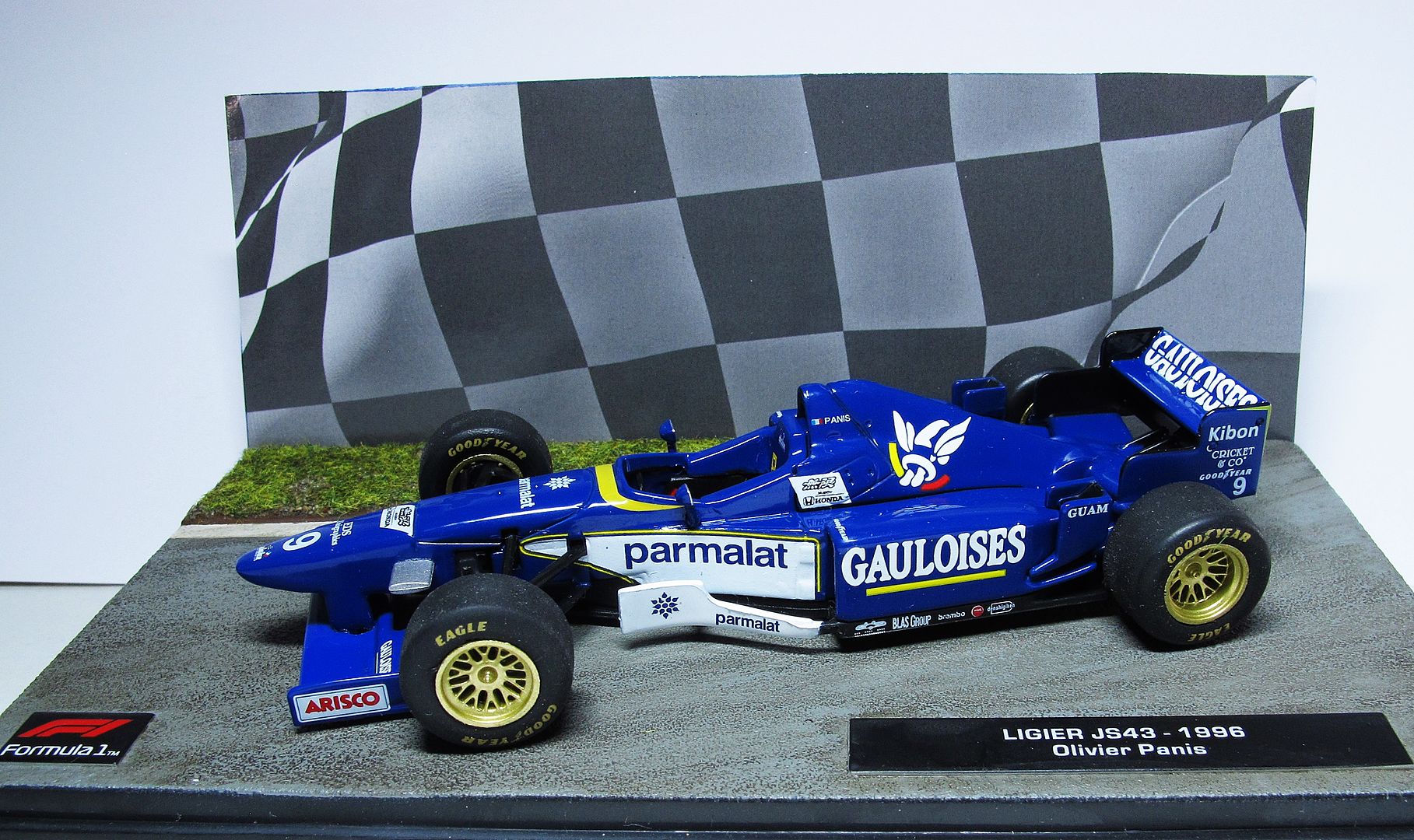 Formula 1 №57 - Ligier JS43 - Оливье Панис (1996)